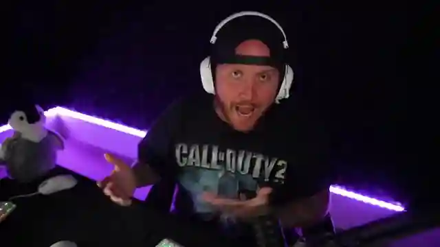 timthetatman-and-510-dominate-with-kar98-sniper-in-gaming-challenge