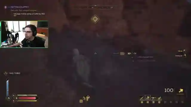 exploring-customization-and-combat-shrouds-solo-adventure-in-a-new-game-server