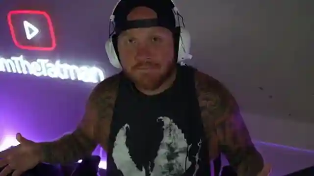 gaming-challenges-timthetatman-confronts-cheaters-and-lag-in-verdansk