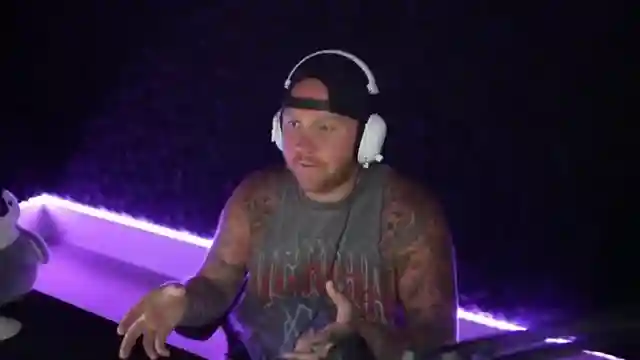 timthetatman-war-zone-gameplay-dak-prescott-dominos-evolution-nhl-predictions