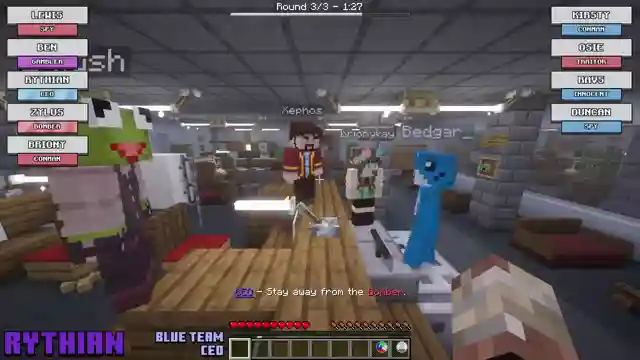 exploring-new-roles-in-two-rooms-and-a-boom-minecraft-game