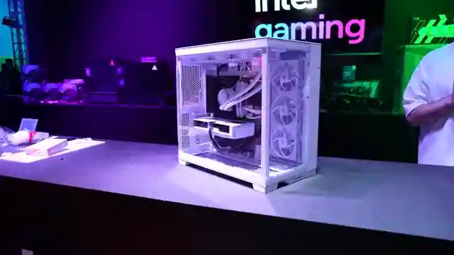 ign-live-2025-epic-intel-gaming-pc-builds-unveiled