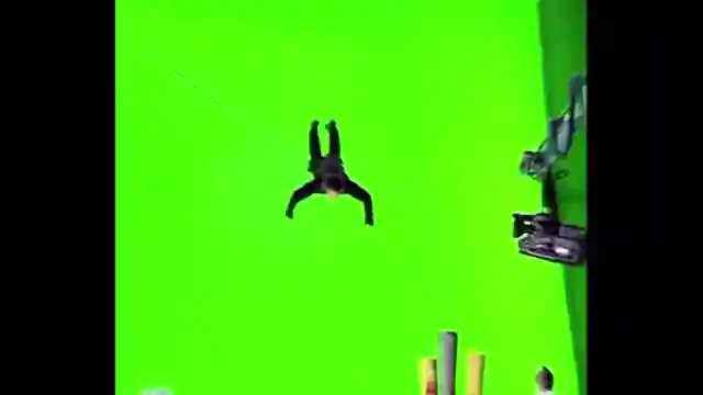 tom-cruises-30-year-evolution-of-mission-impossible-stunts